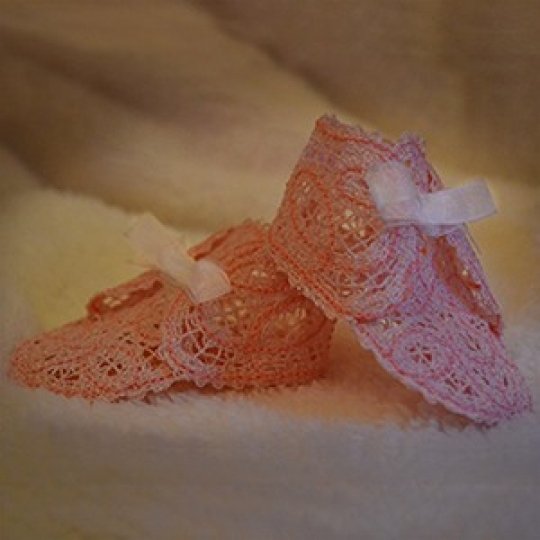 gallery/pink booties 300